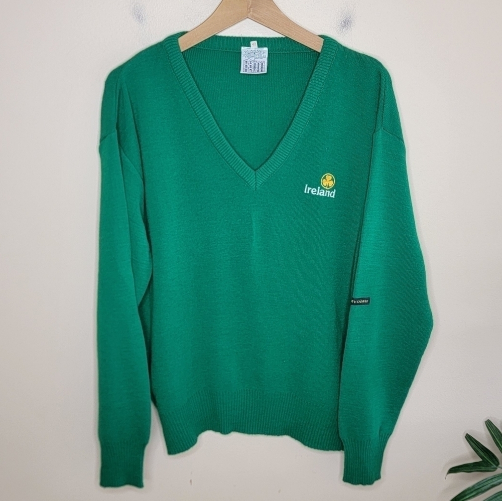 Vintage Blarney Castle Woollen Mills | Green Ireland V-neck Sweater